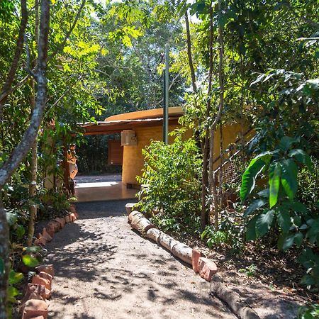Floresta Encantada Telescopio,Fogueira, Riacho Chapada dos Guimarães Exterior foto